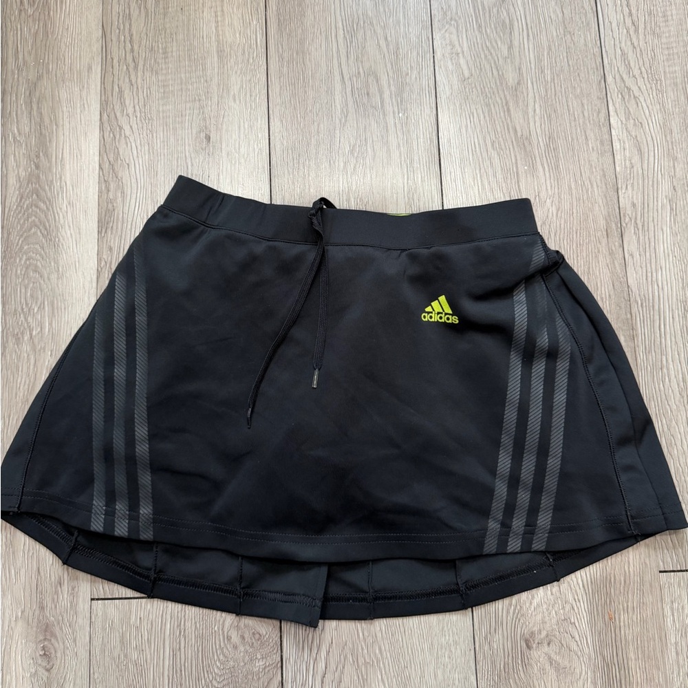 Adidas Supernova Skort Women's Black
Lined Mini Skirt Golf Tennis Climatcool S - Picture 2 of 5